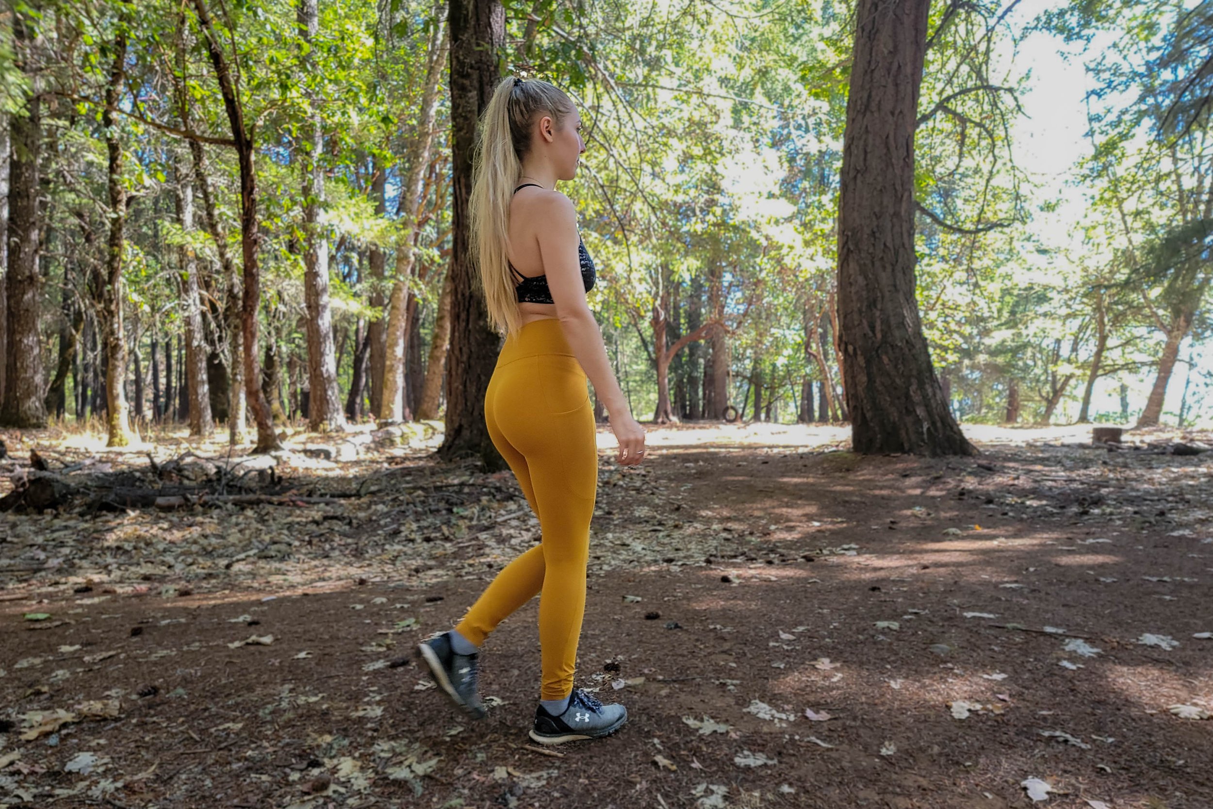 athleta headlands hybrid trek tight