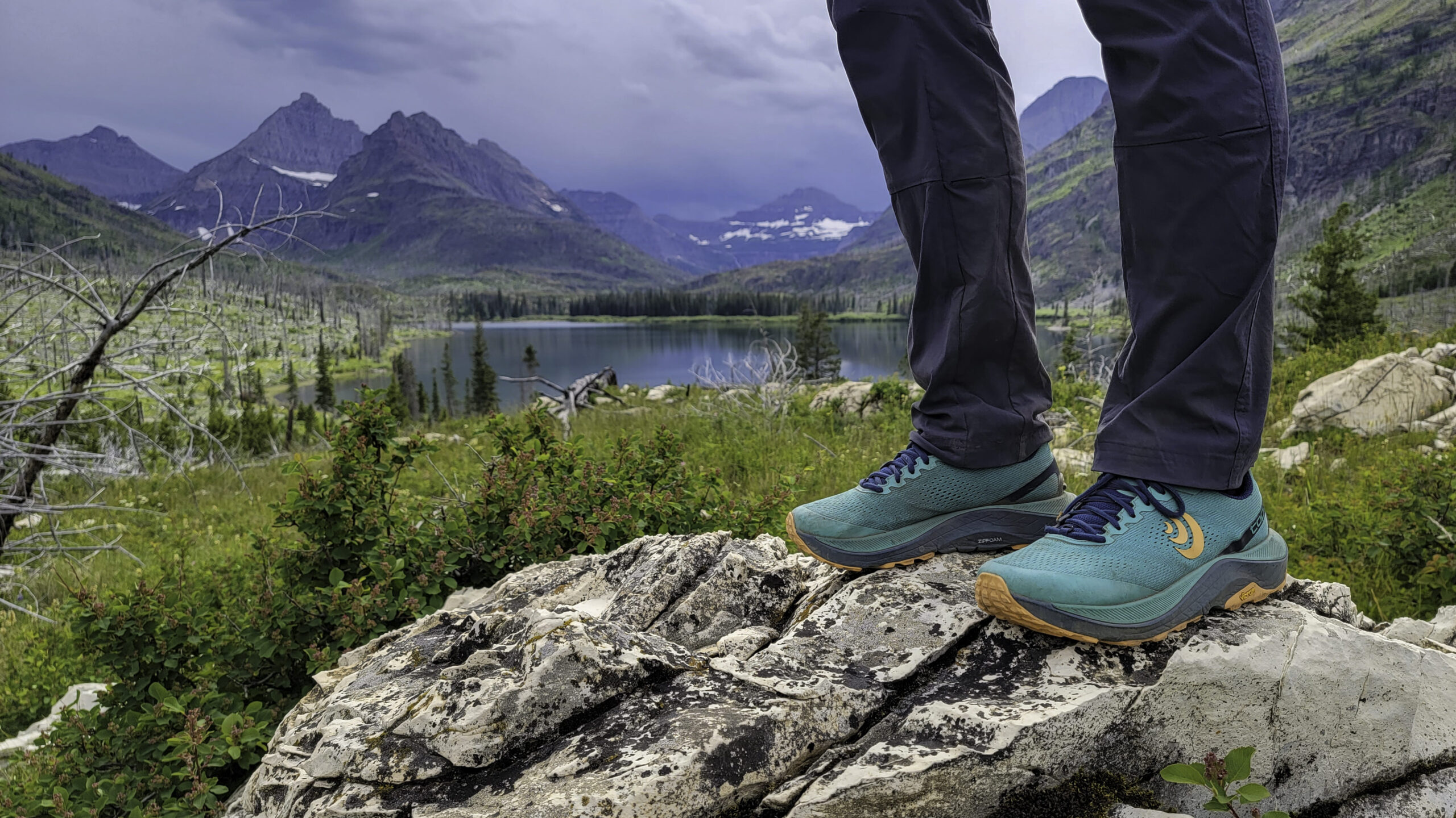 6 Best Gore-Tex Hiking Shoes