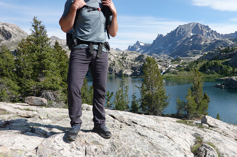 Best Men's Comfortable Stretchy Hiking Pants - Brown – Arrak Outdoor USA
