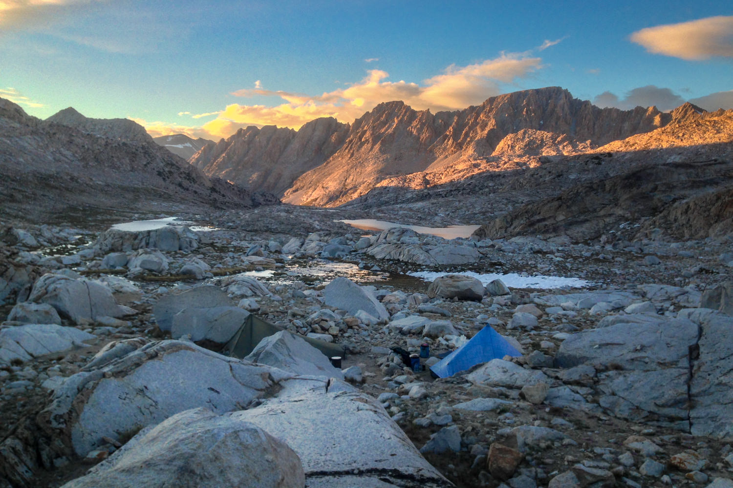 The Zpacks Plex Solo tent in the distance as the sun sets over Kings Canyon