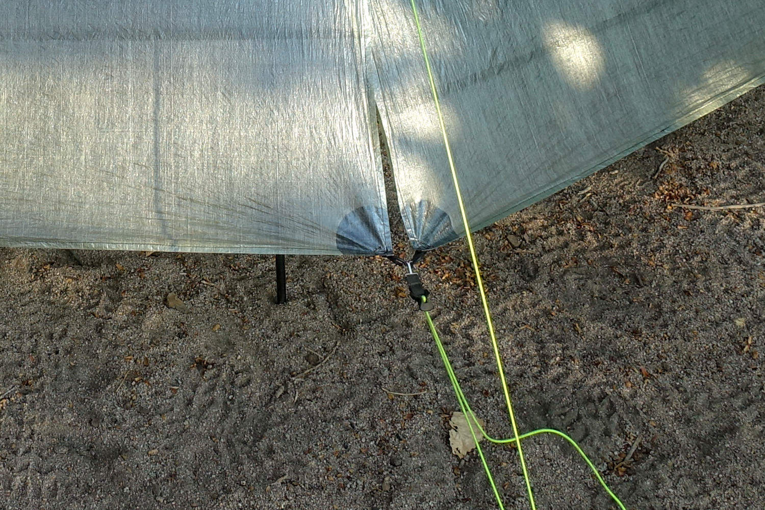 Closeup of the Zpacks Duplex vestibule closure system.