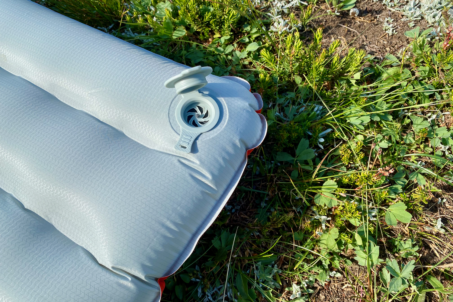 the adjustment valve open on the nemo tensor all-season sleeping pad