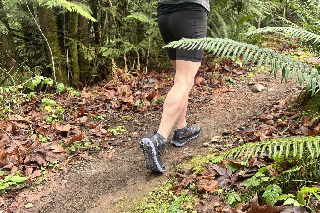 Brooks Women's Cascadia 18 shoes close up on trail