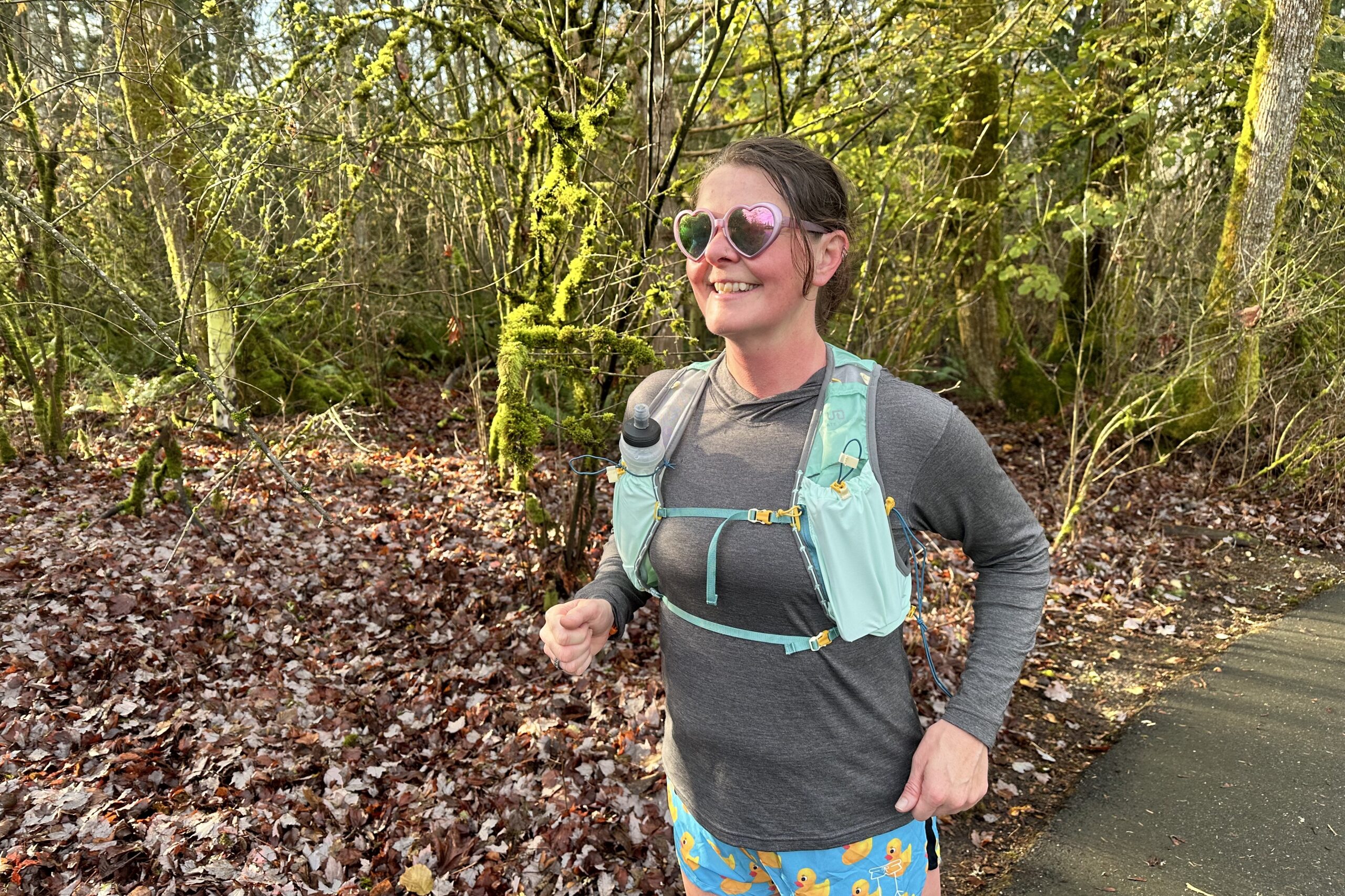 Runner wearing the Ultimate Direction Ultra Vesta 6.0 Hydration Vest