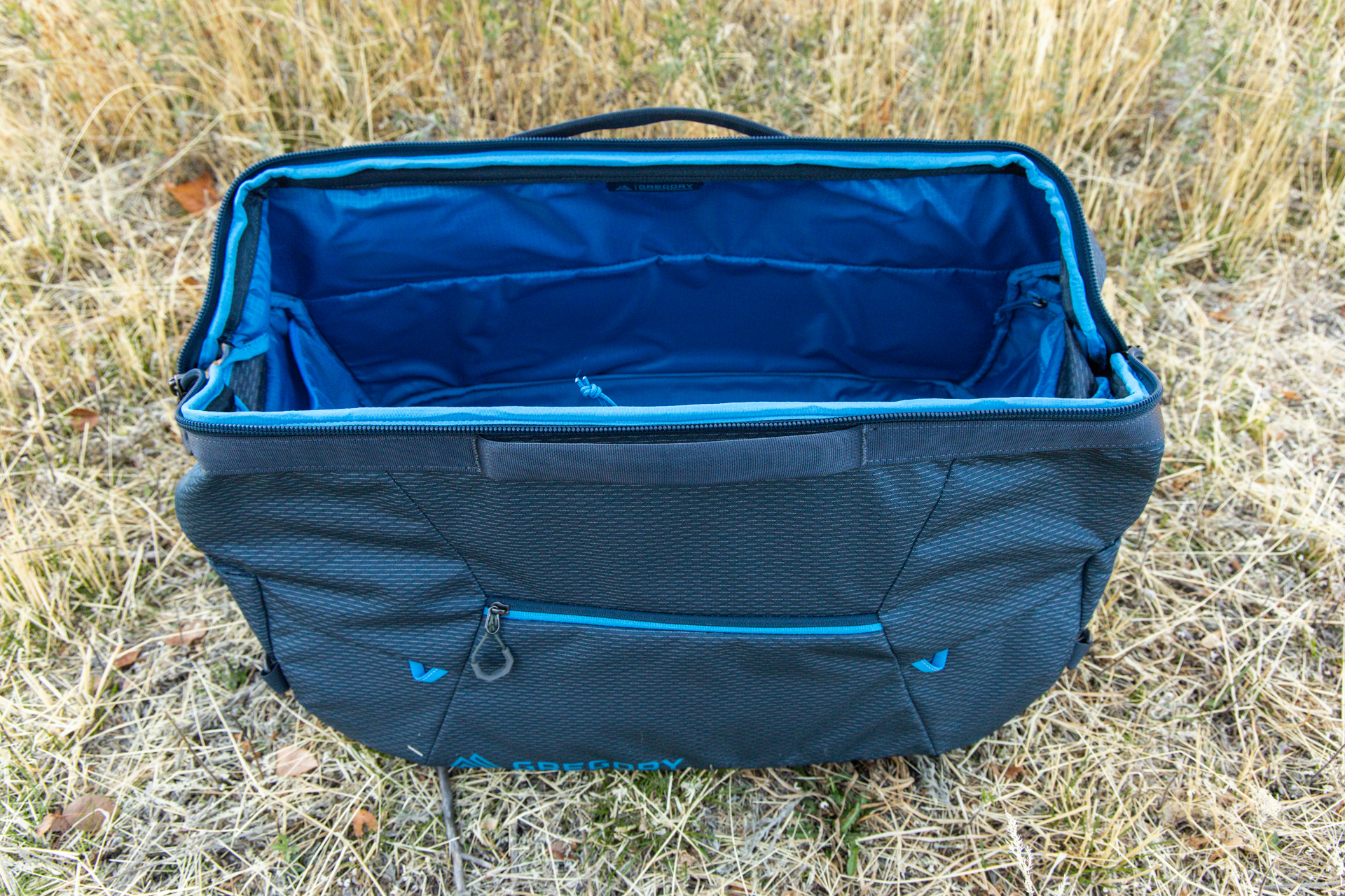 The Gregory Alpaca Wide Mouth 50 duffel's wide-open doctor-bag style opening stays rigid even when empty.